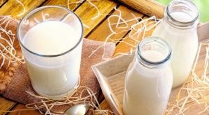 Компания “АЛЕВ” начала выпускать овсяное и рисовое молоко
